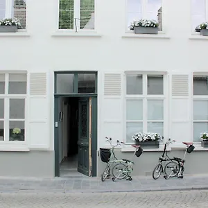 Alphabet - Luxury Guesthouse&art Gallery Couette-café