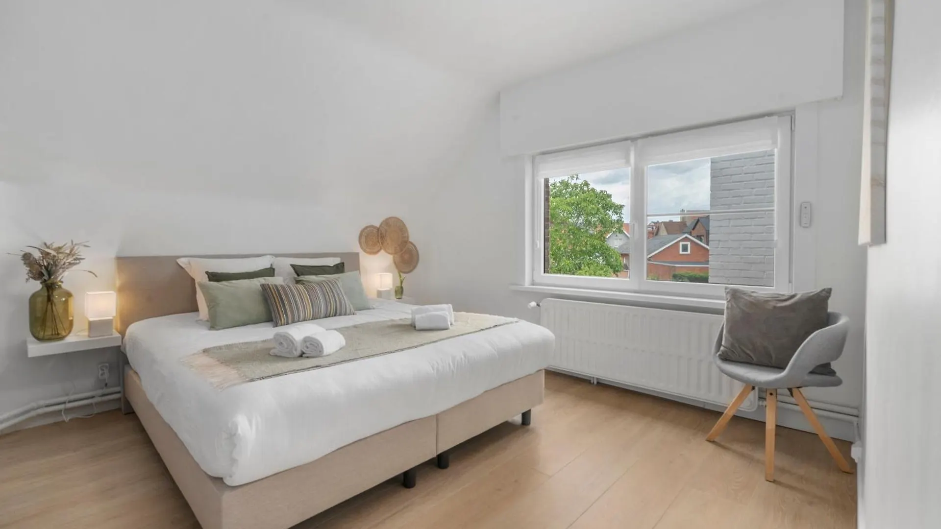 Coppietershof - Spacious Home With Garden Near Historic Bruggy 0*,  Belgie